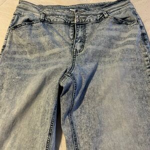 High rise cropped jeans. Size 14.